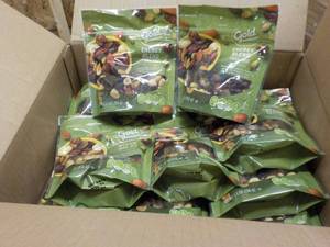 lot 331 image: Case of 12 Bags Energy blend Trail ...