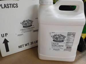 lot 339 image: 2 - 17.5 Jugs Gold-n-Sweet Liquid M...