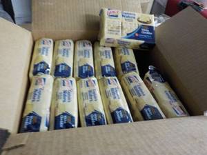 lot 378 image: 2 Cases Lance Captains Wafer Sandw...