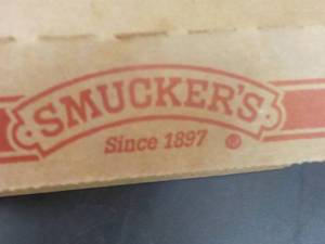 lot 381 image: Case of 200 Smuckers Jelly Assortm...