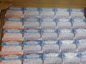 lot 382 image: Case of 200 Smuckers Jelly Assortm...