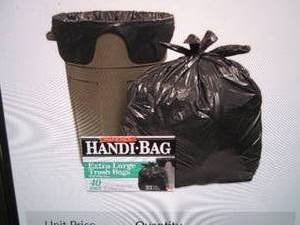 lot 52 image: 6- 40 ct Boxes HandiBag 33 Gallon T...