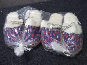 lot 65 image: 2 pair Ladies Size Small(5-6) Joyfu...