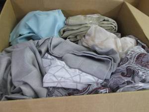 lot 116 image: Box of Assorted Curtain Panels...
