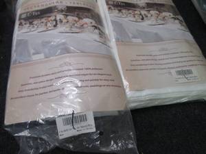 lot 122 image: 2- 60x102 White Tablecloths...