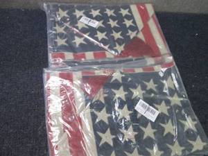 lot 125 image: 2 Patriotic Table Runners...