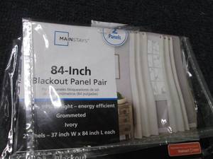 lot 144 image: Mainstays 37x84 inch Grometted Blac...