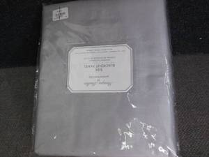 lot 159 image: Pottery Barn Kids 44x63 inch Silk B...