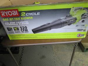 lot 231 image: 160 MPH 520 CFM 25cc Gas Jet Fan Bl...