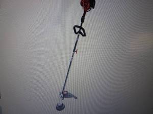 lot 236 image: 2-Cycle 25.4cc Attachment Capable S...