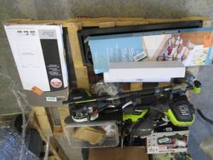 lot 289 image: Pallet of Assorted Items including ...