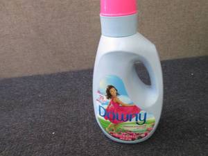 lot 315 image: 3- 64 Oz Bottles Downy Fabric Softe...