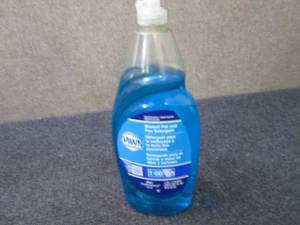 lot 318 image: 7- 38 oz Bottles Dawn Pot & Pan Det...