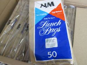 lot 330 image: Case of 24-50 pks Kraft Lunch Bags...