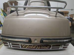lot 2 image: rear cargo off of a 1988 goldwing m...