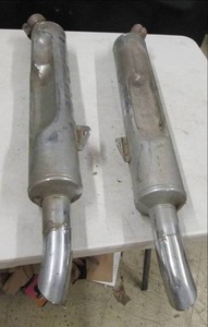 lot 8 image: exhaust for 1988 honda goldwing may...