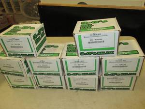 lot 30 image: 105lb packs of 3-Gs exterior nail...