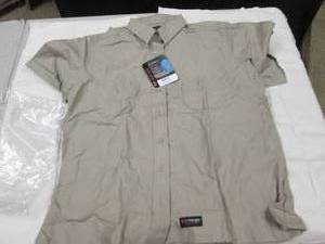 lot 74 image: 5 new womens wrangler workwear canv...