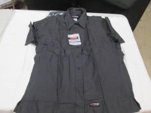 lot 81 image: 5 new womens wrangler workwear shor...