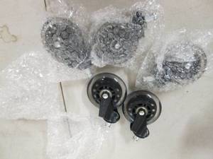 lot 139 image: 5 office chair caster wheels ...
