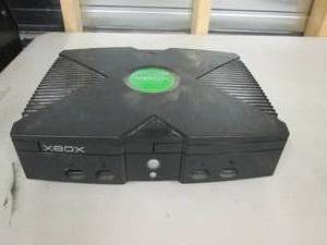 lot 192 image: xbox powers on no further testing ...