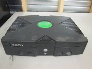 lot 193 image: xbox powers on no further testing ...