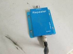 lot 215 image: signal booster no power cord ...
