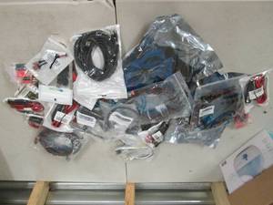 lot 247 image: lot of hdmi cables, i phone cables ...