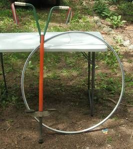 lot 35 image: Pogo stick, hula hoop...