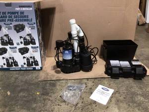 lot 5 image: Superior Pump 12 HP Submersible Cast Iron Sump Pump in good condition see all pictures