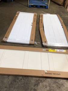 lot 7 image: Lot of 3 JELD-WEN doors various sizes see all pictures