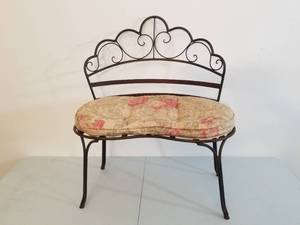 Welded Metal Settee