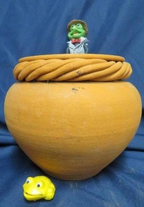 MEDIUM PLANTER