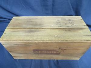 VINTAGE ARMOUR BOX