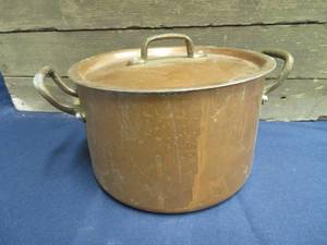 COPPER POT