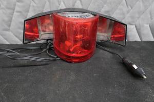 CODE 3 FLASHING LIGHT