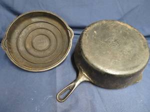 GRISWOLD NO 8 CHICKEN FRYER WITH GRISWOLD NO8 LID