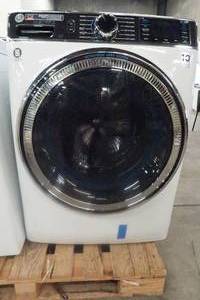 lot 501 image: GE 32 in. 4.8 cu. ft. White Front Load Washing Machine GFW550SSNWW