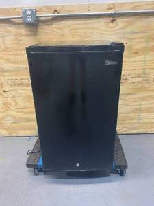 MIDEA Upright Freezer Large, 3.0 Cubic Feet, BlackWith Lock
