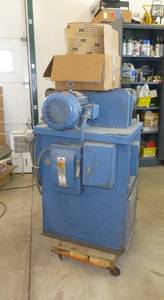 lot 1 image: Hammond Belt Sander with dust collector