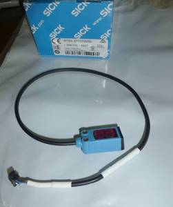 lot 68 image: 6 New SICK photo sensor WTB4-3P1070S69 DC 10-30V