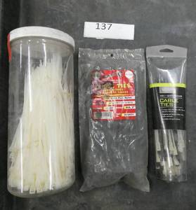 lot 137 image: group of cable ties