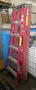 lot 9 image: 2 Louisville 6 ft Ladders
