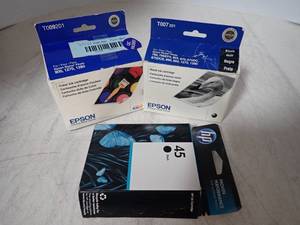 lot 14 image: Lot of printer toner