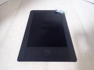 lot 18 image: Wacom&nbspPTH-650&nbspworn screen, no stylus, minor blemishes