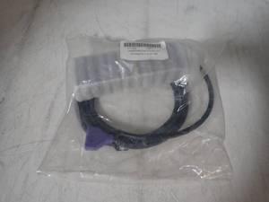 lot 64 image: Multiport eth cable