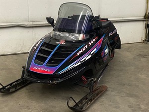 lot 2 image: 1996 Polaris Indy 500 Snowmobile