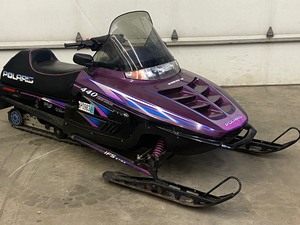 lot 3 image: 1996 Polaris Indy 440 Snowmobile