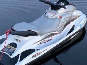 lot 4 image: NEW PICTURES AND VIDEOS - - - 2000 Yamaha GP-1200R Millennium Edition Wave Runner