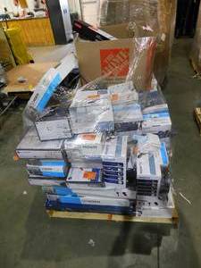 lot 60 image: WHOLESALE PALLET LOT OF FAUCETS  SHOWER HEADS - HUGE MONEY